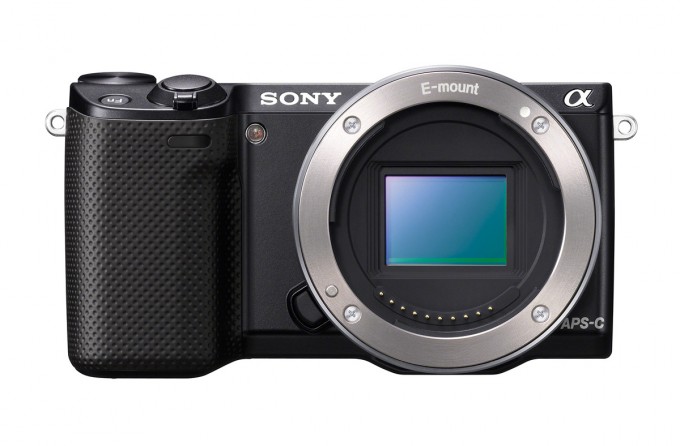 OFFICIAL: The Sony NEX-5R announced – October Release at $750 with Kit