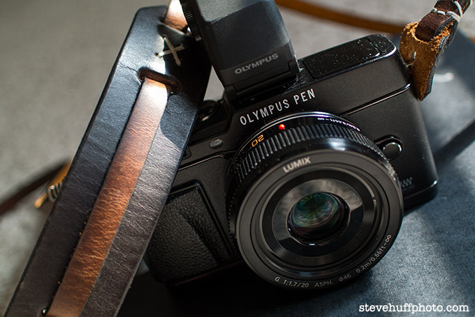 The Panasonic 20 1.7 II Lens Review on the E-P5 | Steve Huff Hi-Fi