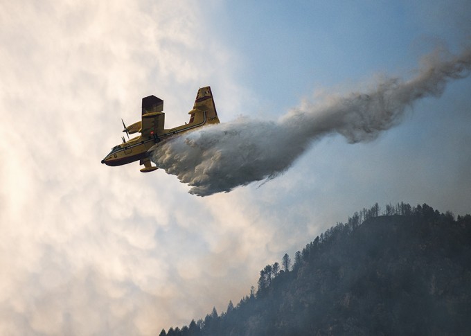 Canadair_in_Action