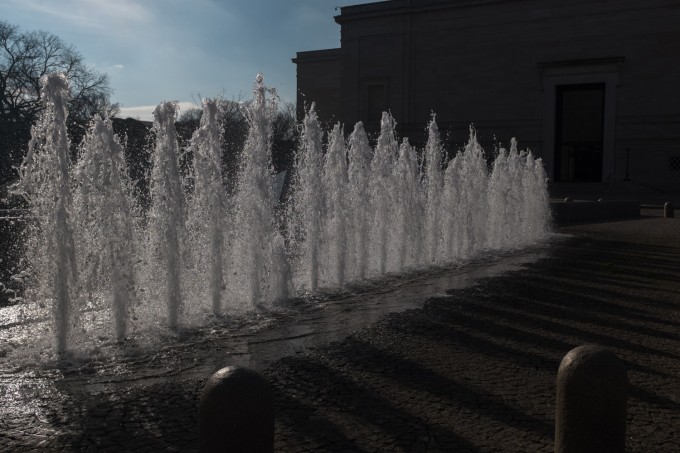 Picture 7 - Fountain outside The National Gallery of Art 12 Dec 2014-DSCF0014