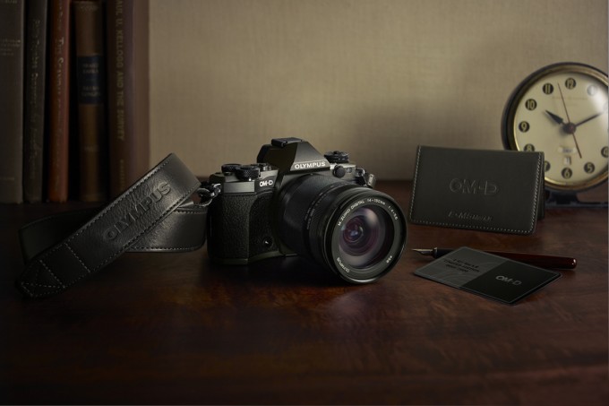 olympus-offering-limited-edition-titanium-om-d-e-m5-ii-10