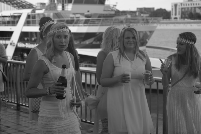 image 6 Koln riverboat party