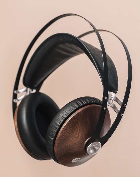 Meze 99 Classic Gold Walnut Wood Headphone Review – $300 Beauties