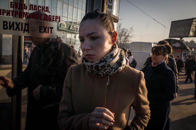 Kieve, Ukraine, March,11,2015. Vita diaria por las calles de Kiev.