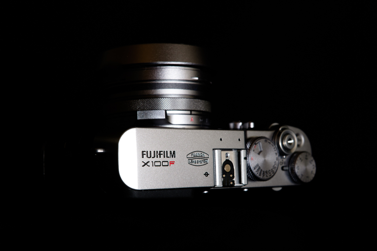 The top 7 complaints of the Fuji X100 and how I get around them. By Steve  Huff.