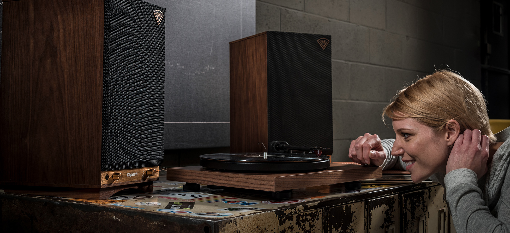 Beperken Sociaal Moeras Klipsch The Sixes Speaker Review. Mid-Fi at its finest. | Steve Huff Hi-Fi  and Photo