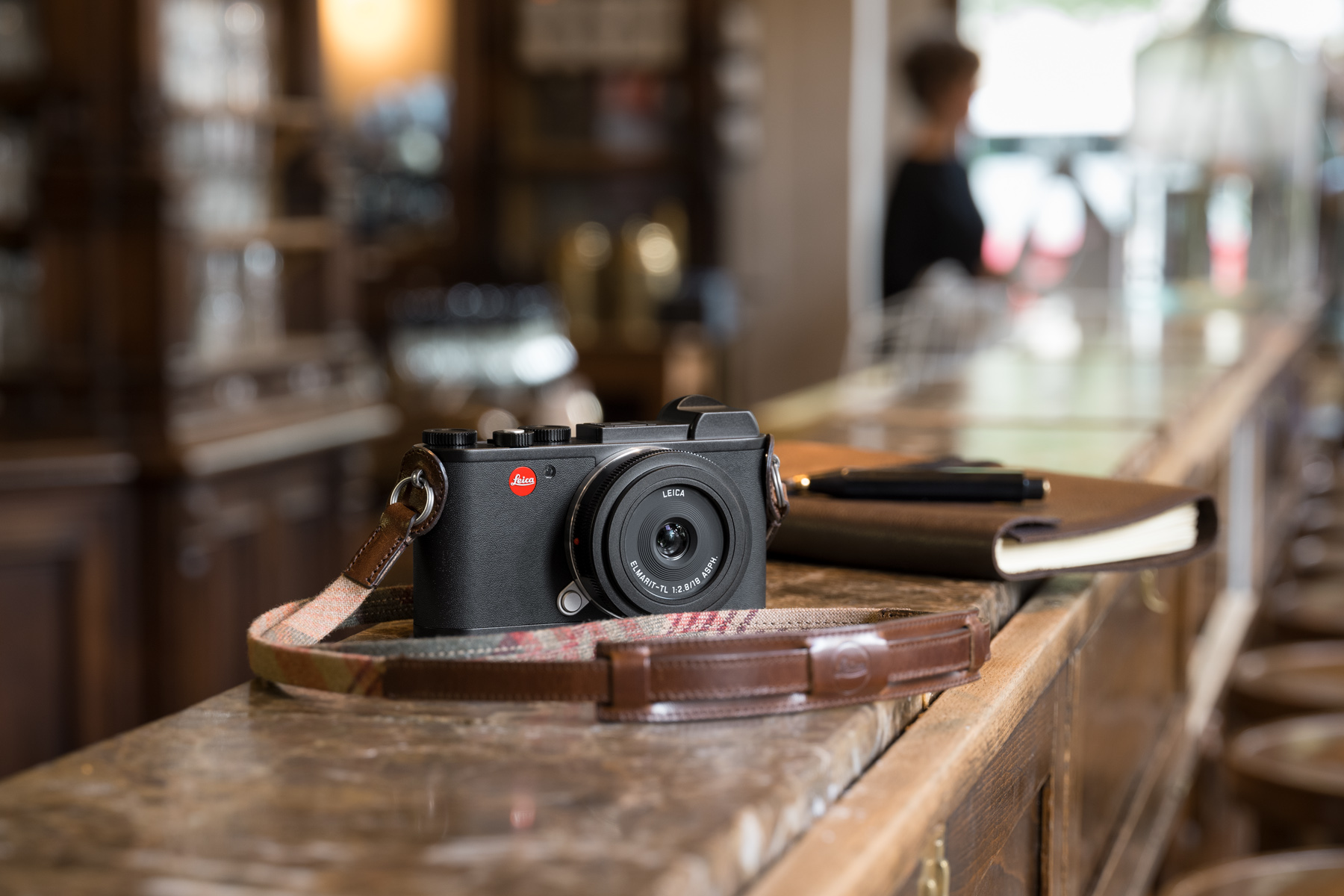 scherp gevechten regisseur The Leica CL Digital Camera Review 2017. Is this a REAL Mini M? | Steve  Huff Hi-Fi and Photo