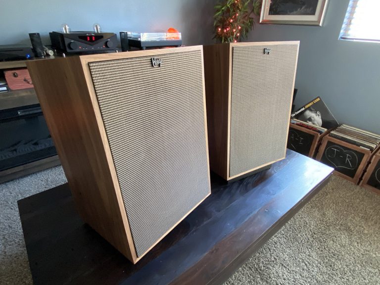 Klipsch Heresy IV Speaker Review. Klipsch steps into the Audiophile