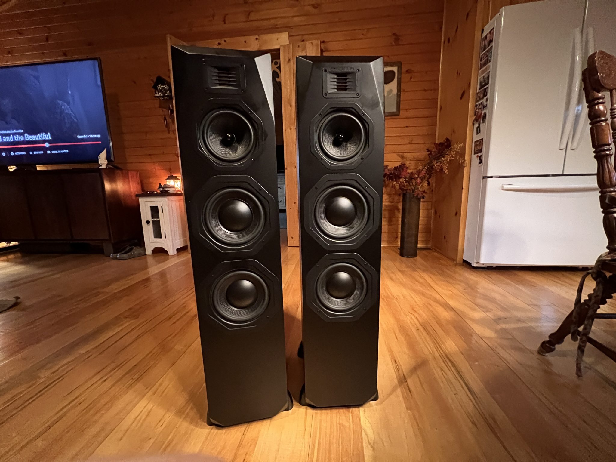 Best Active Tower Speakers Emotiva T1+ Tower Speaker Review for Music. Best under $1k?