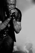 Shooting concerts with compacts and DSLR's..my experience